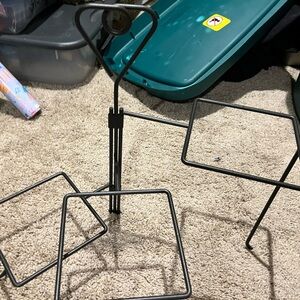 Pampered Chef Black Metal Display Stand